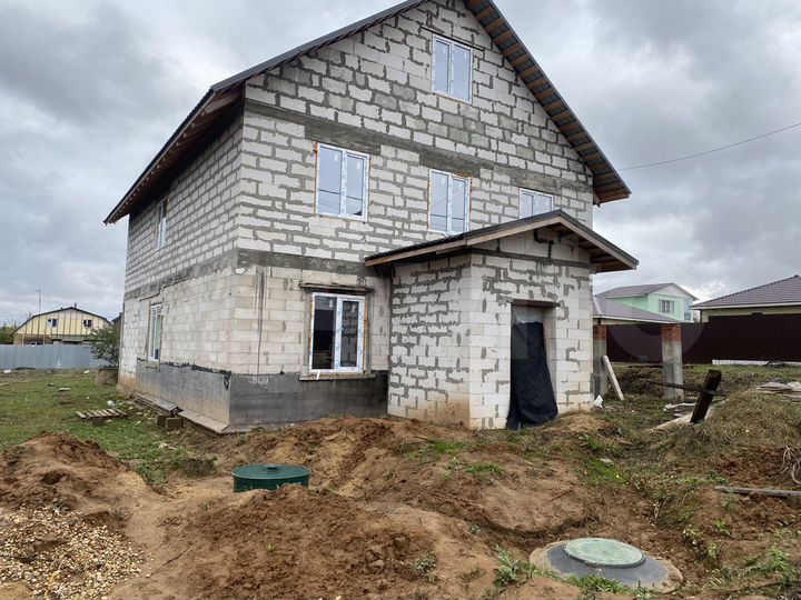 Дом 213 м² на участке 15 сот.