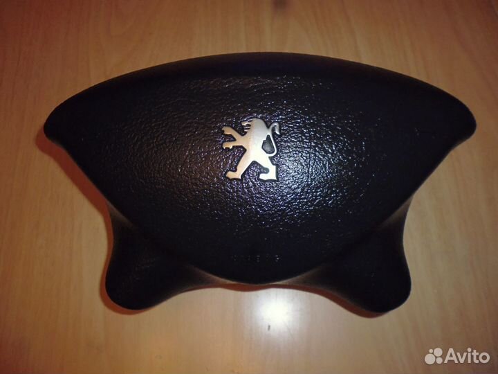 Подушка безопасности в руль Peugeot 807