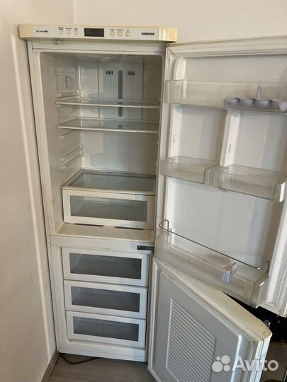 Холодильник Samsung no frost