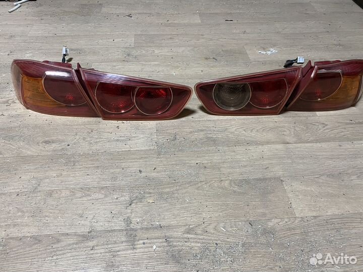 Задние фонари на mitsubishi lancer 10