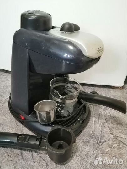 Кофеварка delonghi