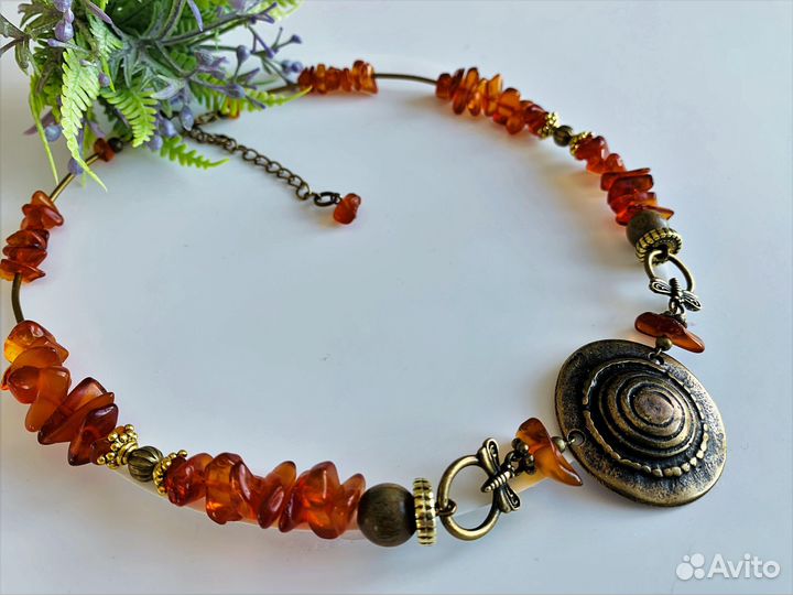 Янтарное колье