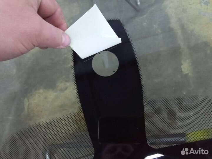 Лобовое стекло BMW 750I xdrive 2011г.в. F 01 F02