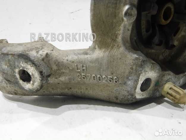 Рычаг передний левый верхний 19181782