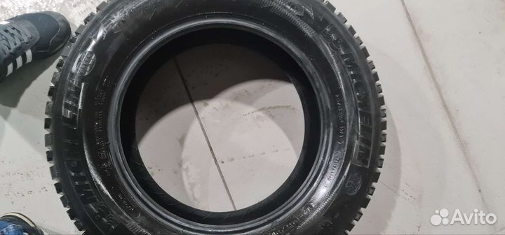 Michelin 4X4 A/T 215/65 R16
