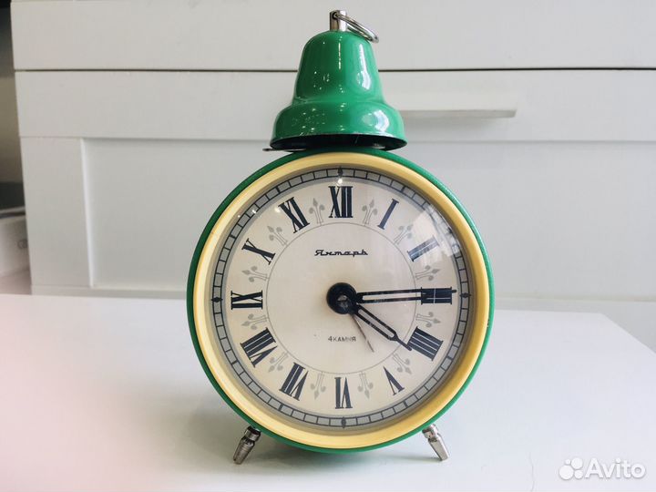Часы СССР Янтарь 4 камня