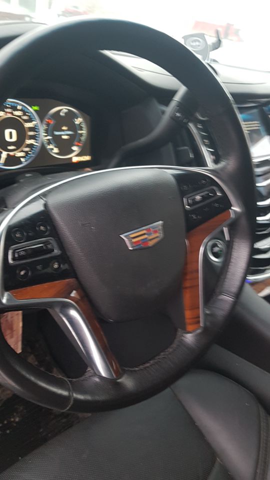 Cadillac Escalade: фото владельца