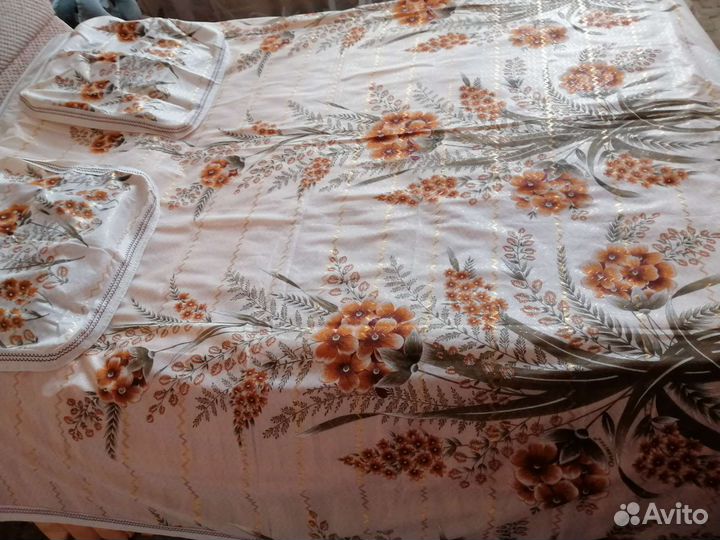 Покрывало и наволочки СССР новые