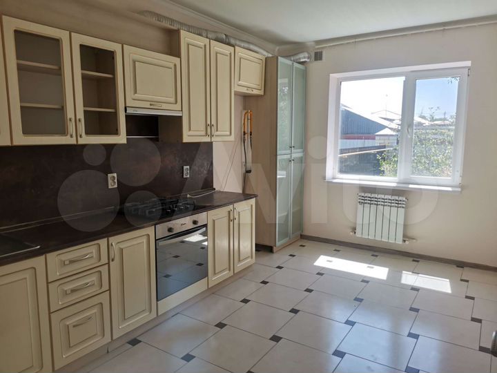 Коттедж 64 м² на участке 3,3 сот.