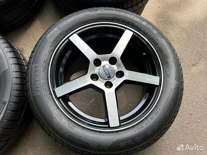 Новый комплект колес на Volkswagen Polo R15