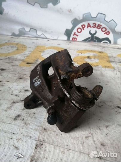 Суппорт задний правый Volkswagen Passat B3