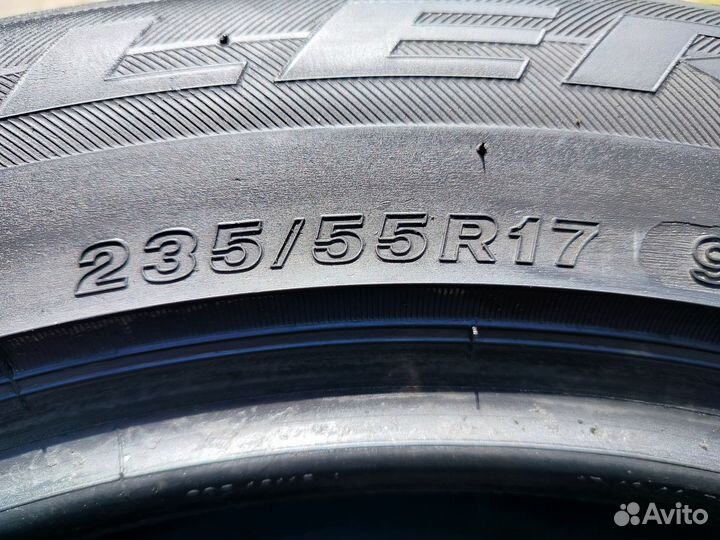 Bridgestone Dueler H/P 235/55 R17