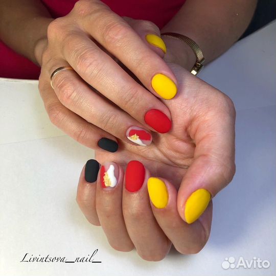 Маникюр с гель лаком