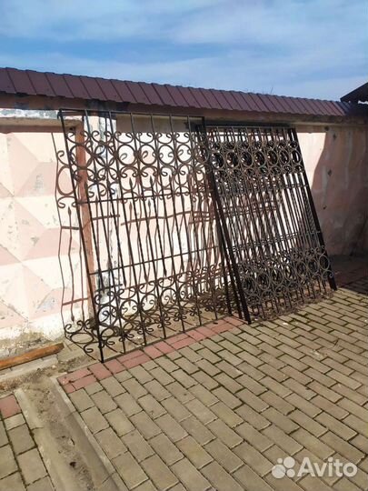 Решётка оконная кованная