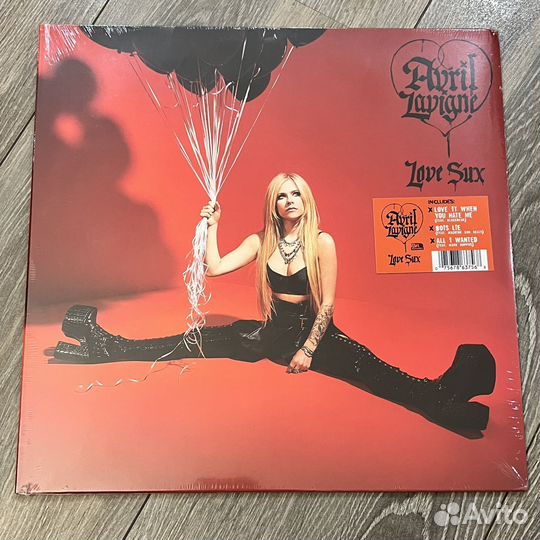 Avril Lavigne - Love Sux LP