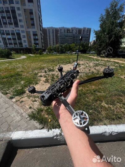 Квaдрoкoптеp fpv piranha 7 и 10 дюймов