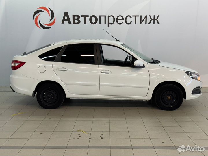 LADA Granta 1.6 МТ, 2018, 48 000 км