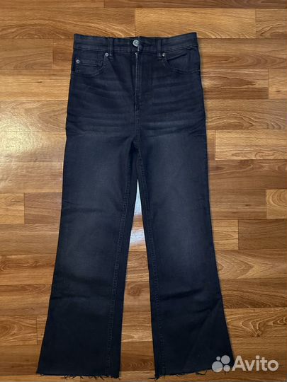 Джинсы клеш Stradivarius XS/S