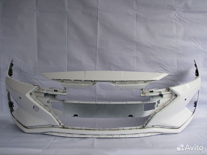 Hyundai Elantra 7 Бампер передний