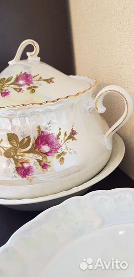 Набор столовой посуды сервиз