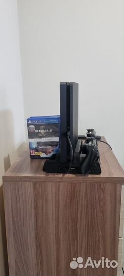 Продам PS 4 slim 500 GB