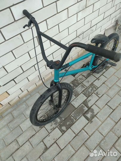 Трюковой велосипед BMX