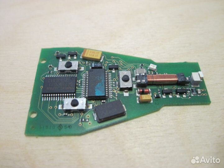 Mercedes-Benz чип ключ 3 кнопки малая 