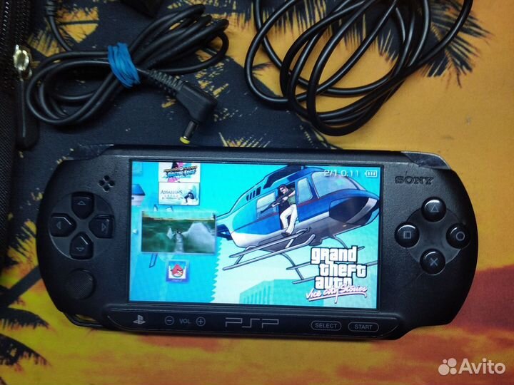 Sony PSP E1008 Street прошита 32GB-50 игр