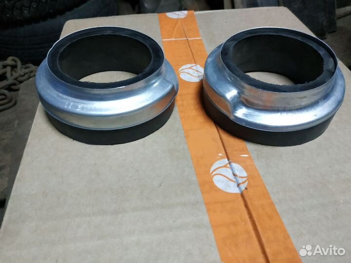 Подушки пружины передние,на 2101-2107,нива