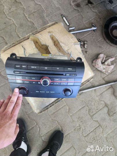 Панель на mazda 3