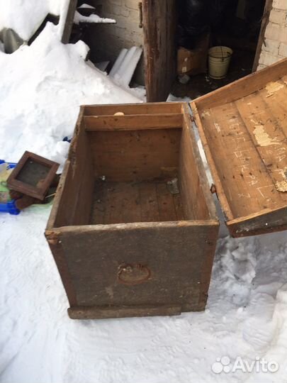 Сундук деревянный старинный большой