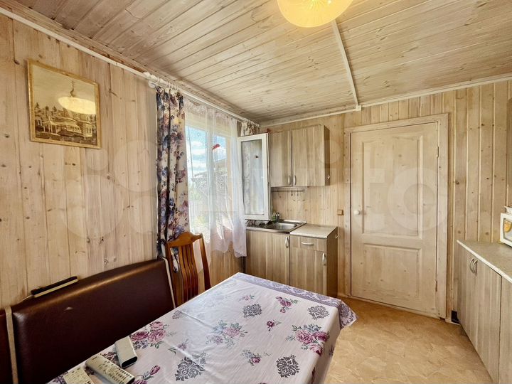 Дом 102 м² на участке 9,6 сот.