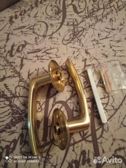 Дверная ручка