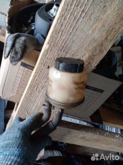 Бачок гур Infiniti FX35