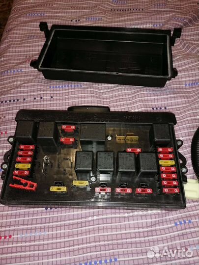 Блок предохранителей ваз, проводка под капот