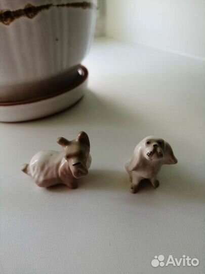 Фарфоровые статуэтки собак лфз