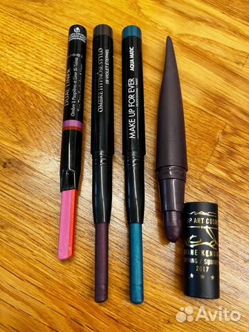 Тени карандаш для век