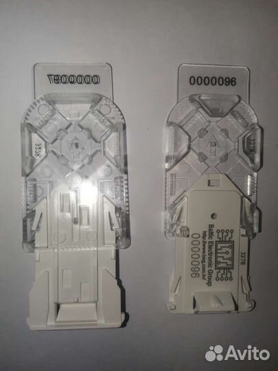 Пломба защелка