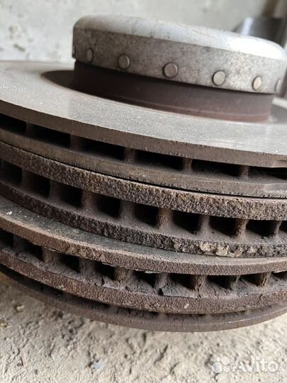 Тормозные диски бмв х5м комплект