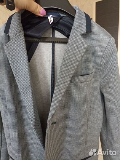 Пиджак для мальчика 146
