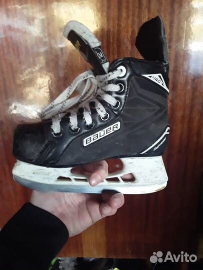 Хоккейные коньки Bauer