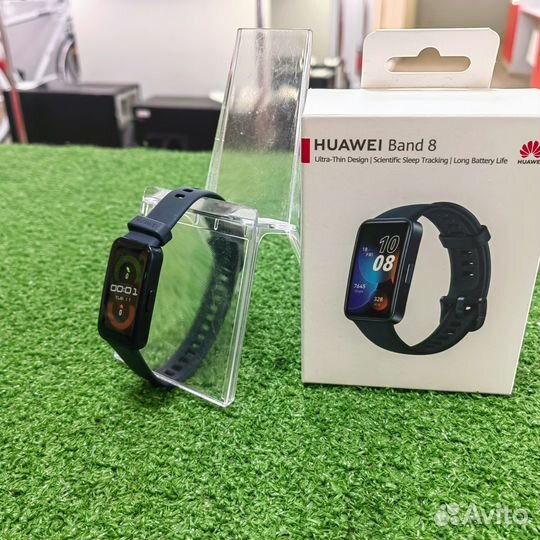 Фитнес браслет Huawei Band 8 (P)