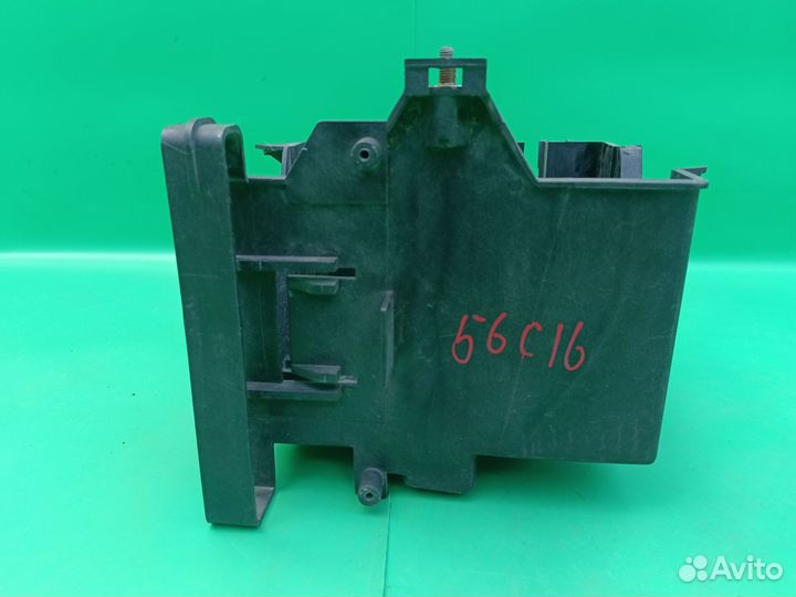 Кожух аккумулятора для Ford Fusion