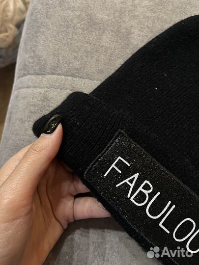 Женская шапка