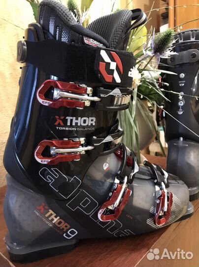 Горнолыжные ботинки 43 размер