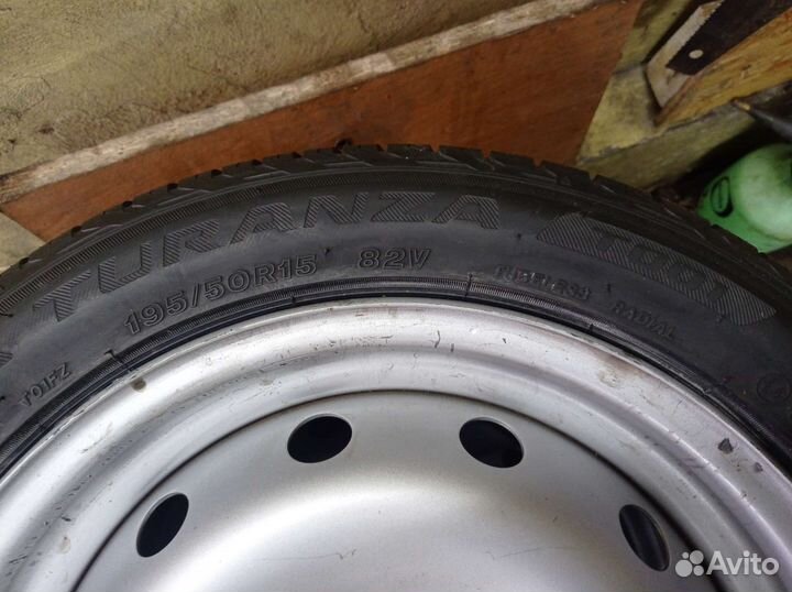 Bridgestone Turanza T001 195/50 R15 82V