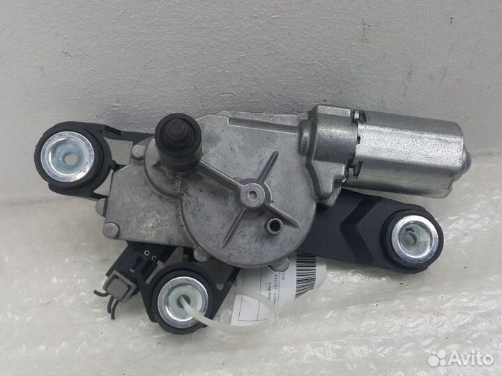 Моторчик стеклоочистителя крышки багажника Ford