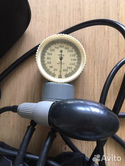 Тонометр