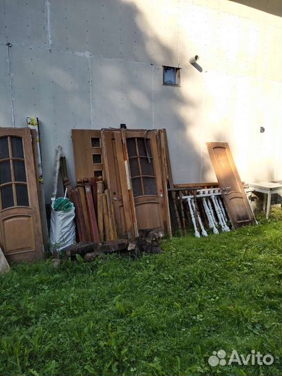 Двери межкомнатные с коробкой из массива