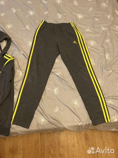 Спортивный костюм для мальчика 140